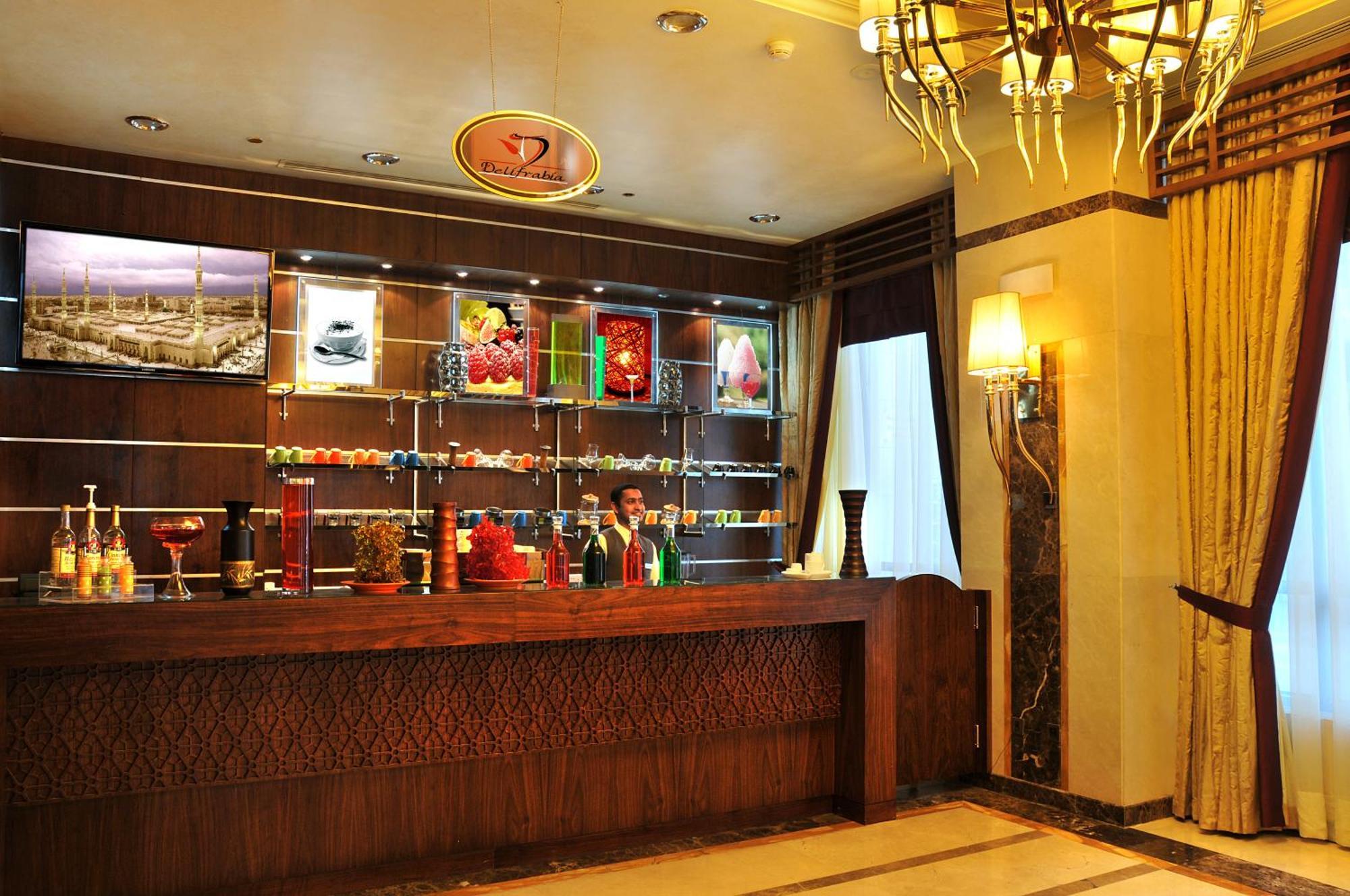 Ruve Al Madinah Hotel Medina Bagian luar foto