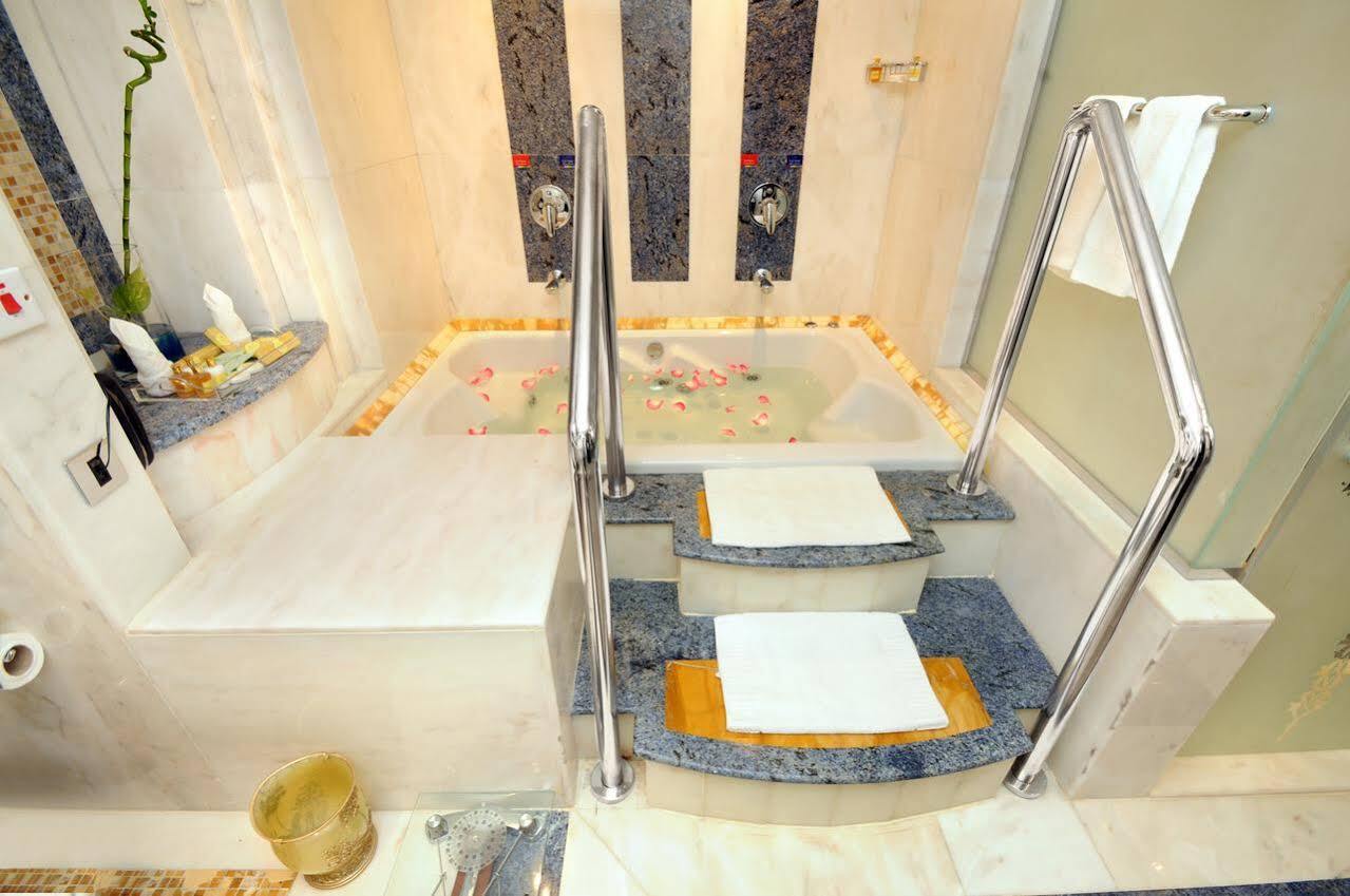 Ruve Al Madinah Hotel Medina Bagian luar foto